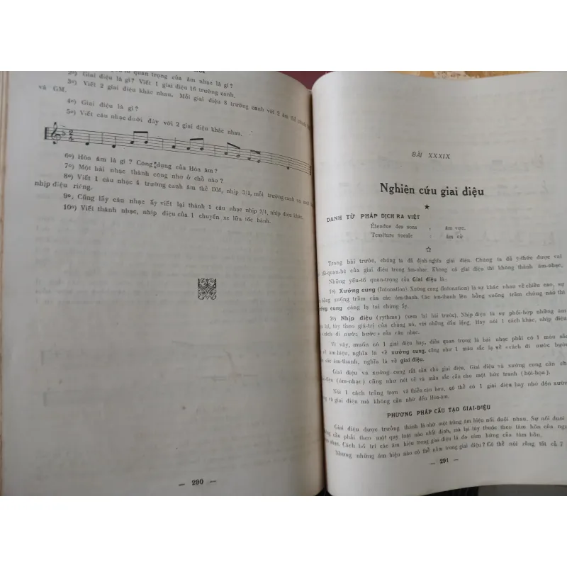 ĐỂ SÁNG TÁC MỘT BÀI NHẠC PHỔ THÔNG - HOÀNG THI THƠ 976724