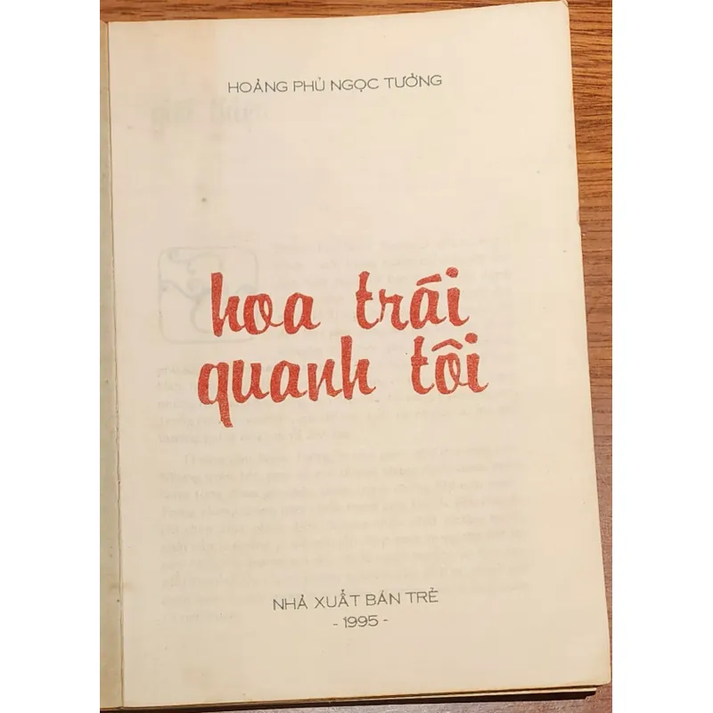 Hoàng Phủ Ngọc Tường: HOA TRÁI QUANH TÔI 706315
