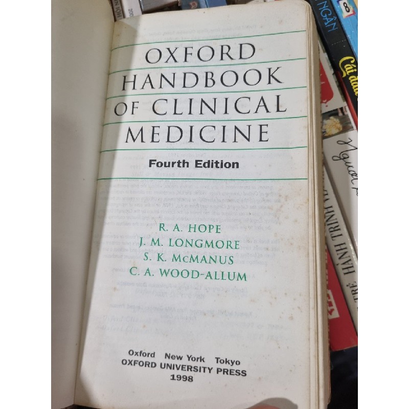 OXFORD HANDBOOK OF CLINICAL MEDICINE (4TH EDITION) -  R. A. Hope, J. M. Longmore, C. A. Wood-Allum, S. K. McManus 120169