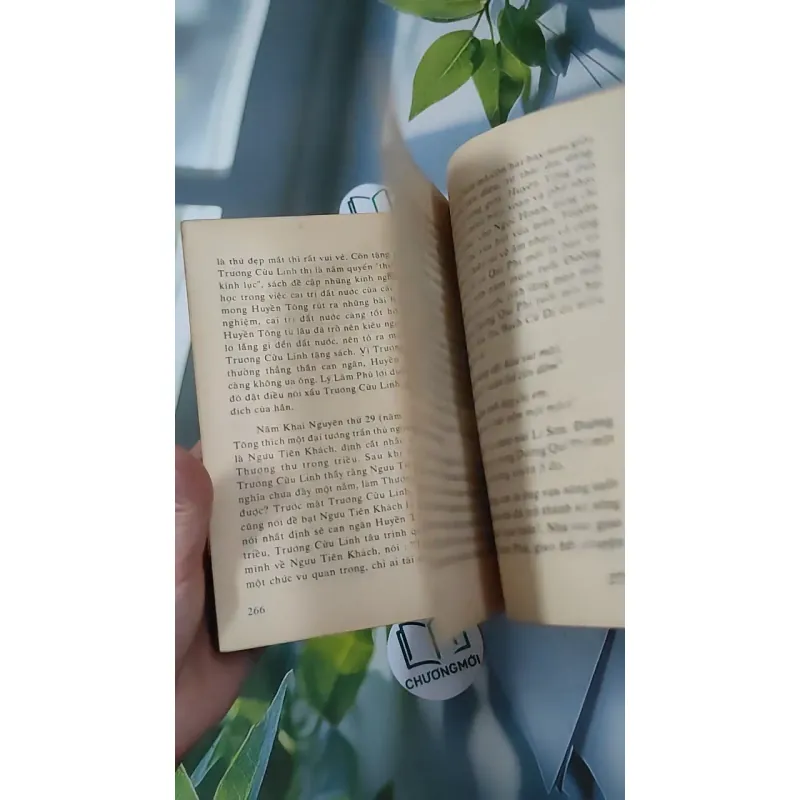 [XƯA] Bí Mật Chốn Cung Đình - Chuyện các vị Vua Trung Quốc (1997) - Trương Chi Quân 970267