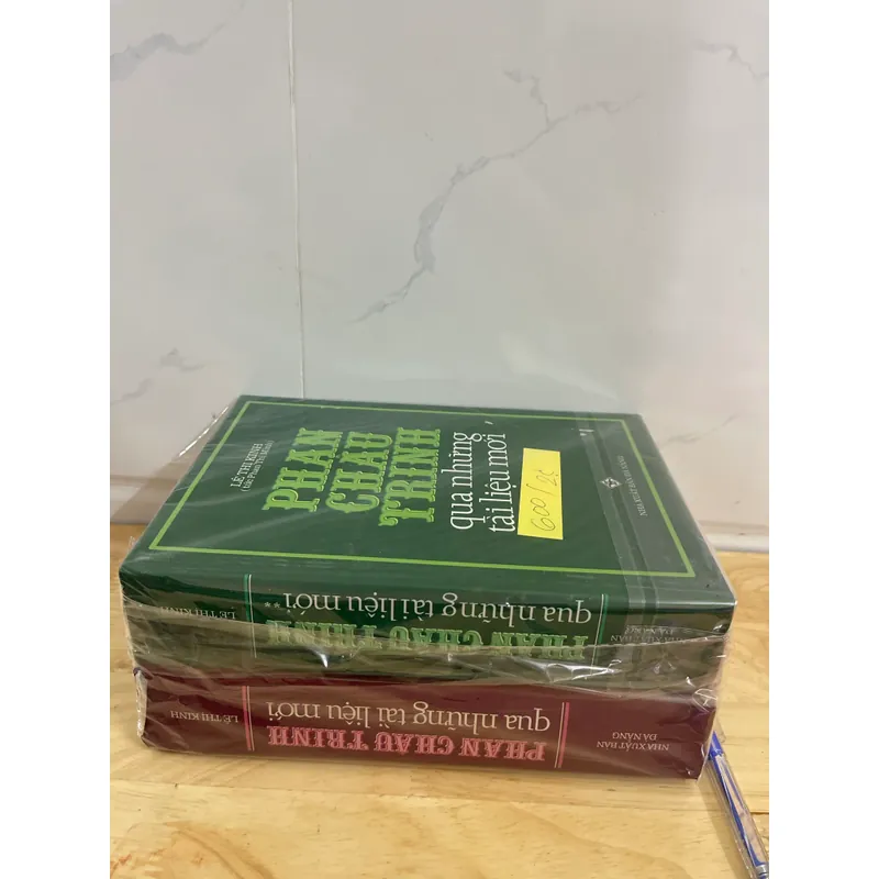 Phan chu trinh qua những tài liệu mới(2tập) 553605