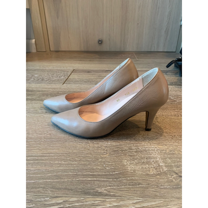 Thanh lý giày size 36, bốt size 37 444136