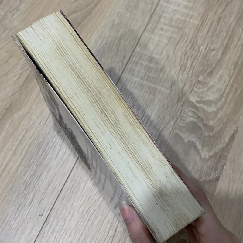 Chân dung ác ma - Nhĩ Nhã 562826