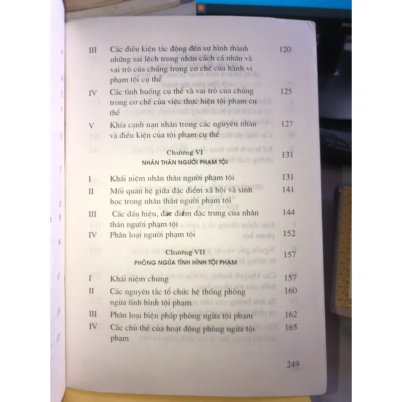 Giáo trình tội phạm học  1005727