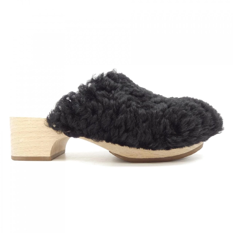 Giày sandal CHANEL 662107