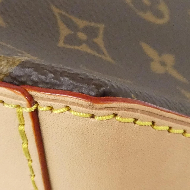 Túi xách vai Louis Vuitton Monogram Mezzo M47134 610644