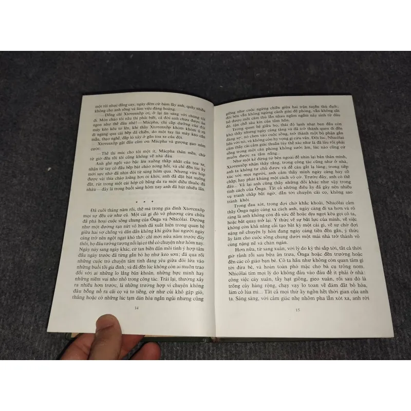 MIKHAIN SÔLÔKHỐP TUYỂN TẬP 991074