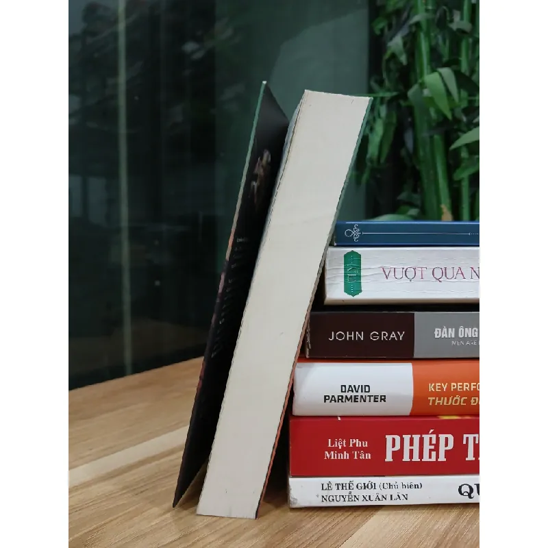Bí Mật Ẩn Giấu – Caroline Kepnes 553500