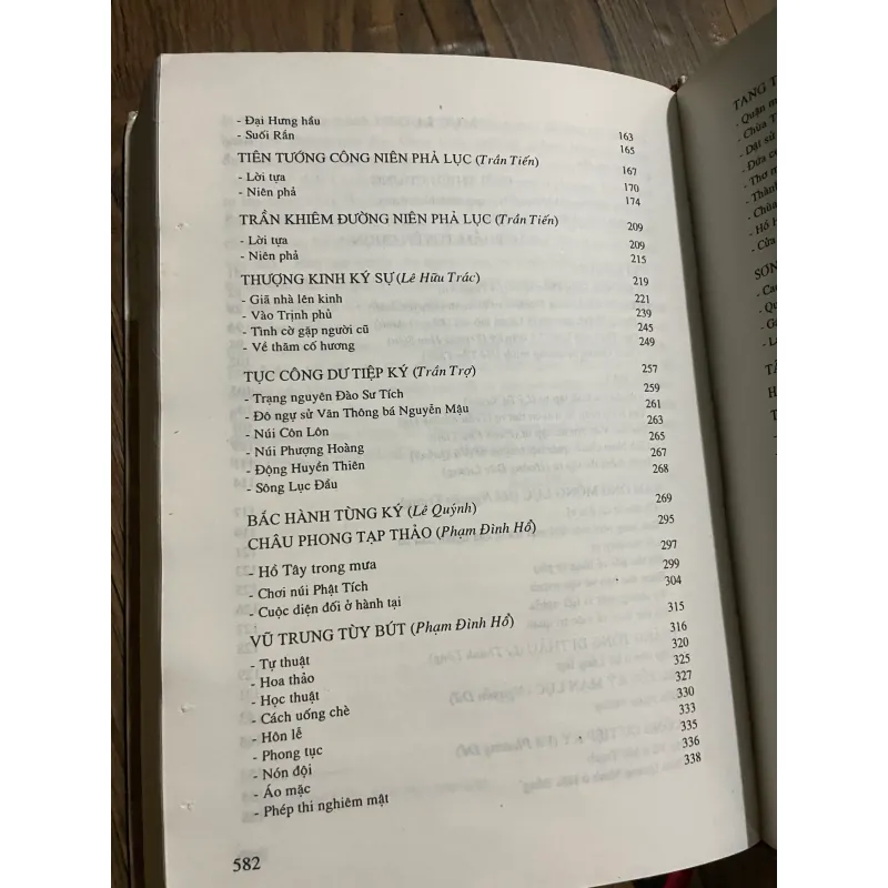 KÝ - VĂN HỌC TRUNG ĐẠI - BÌA CỨNG- IN 199X- BÌA CỨNG 592180