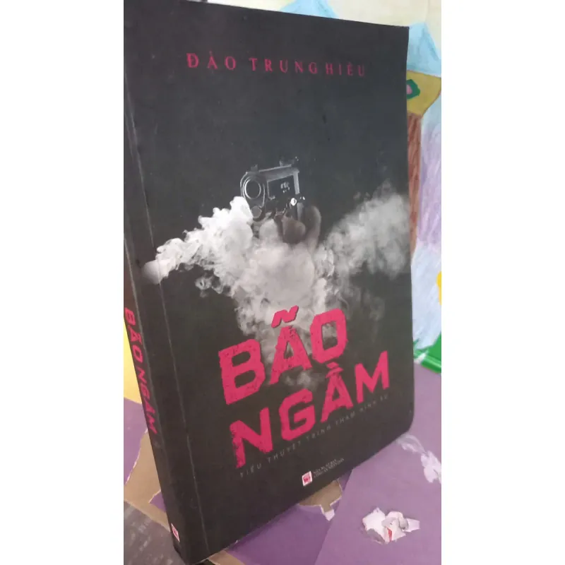 bão ngầm - tiểu thuyết trinh thám 1013503