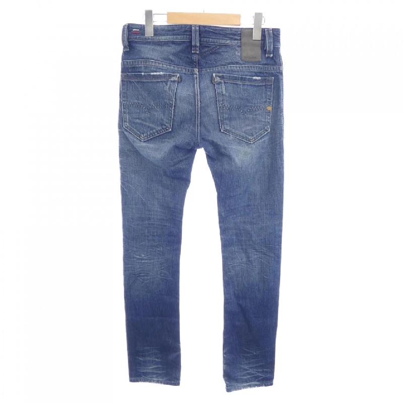 Quần jeans DIESEL - Hàng hiệu Authentic 812932