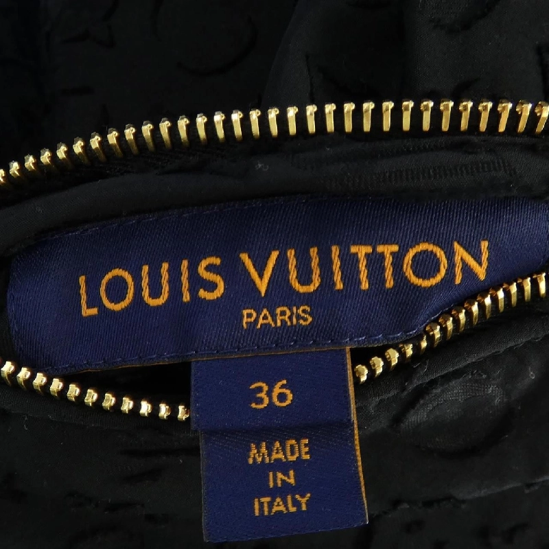 Áo khoác l reversible monogram relief FNJA19AQV của Louis Vuitton 633959