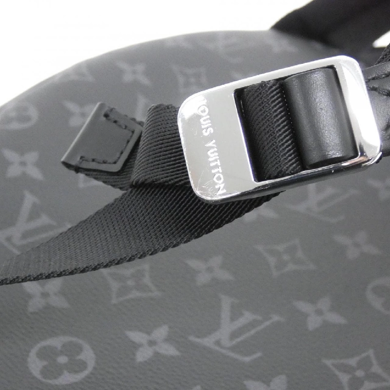 Túi đeo chéo Louis Vuitton Monogram Eclipse Discovery Slim M14020 - Hàng hiệu Chính hãng 776394