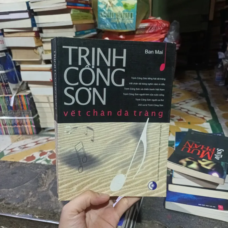 Trịnh Công Sơn Vết Chân Dã Tràng - Ban Mai  1020044