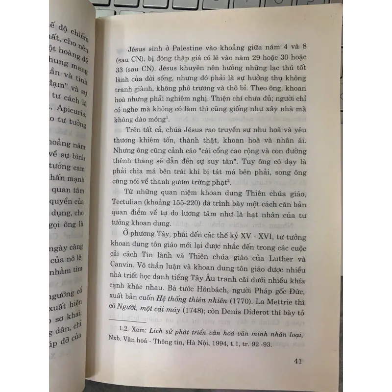 BÀN VỀ KHOAN DUNG TRONG VĂN HÓA - HUỲNH KHÁI VINH & NGUYỄN THANH TUẤN 736956