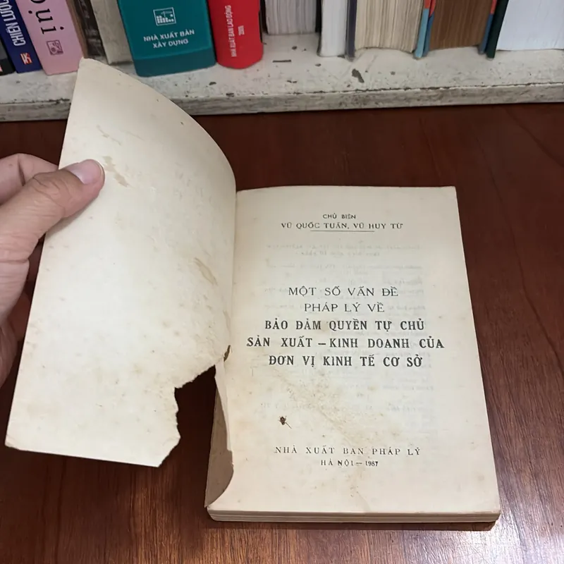 II Một Số Vấn Đề Pháp Lý Bảo Đảm Quyền Tự Chủ Sản Xuất Kinh Doanh Của Đơn Vị Kinh Tế Cơ Sở 664176