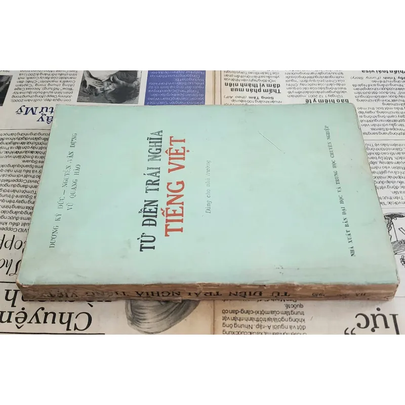 TỪ ĐIỂN TRÁI NGHĨA TIẾNG VIỆT
(Dùng cho nhà trường, in 1986) 706651