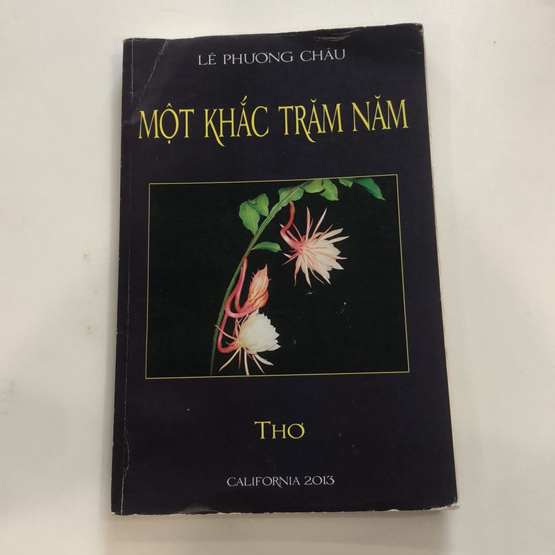 Thơ Một khắc trăm năm của Lê Phương Châu 196033