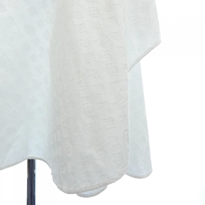 Chân váy cuốn Monogram Relief của Louis Vuitton FNSK18AQV - Hàng hiệu Authentic 818060