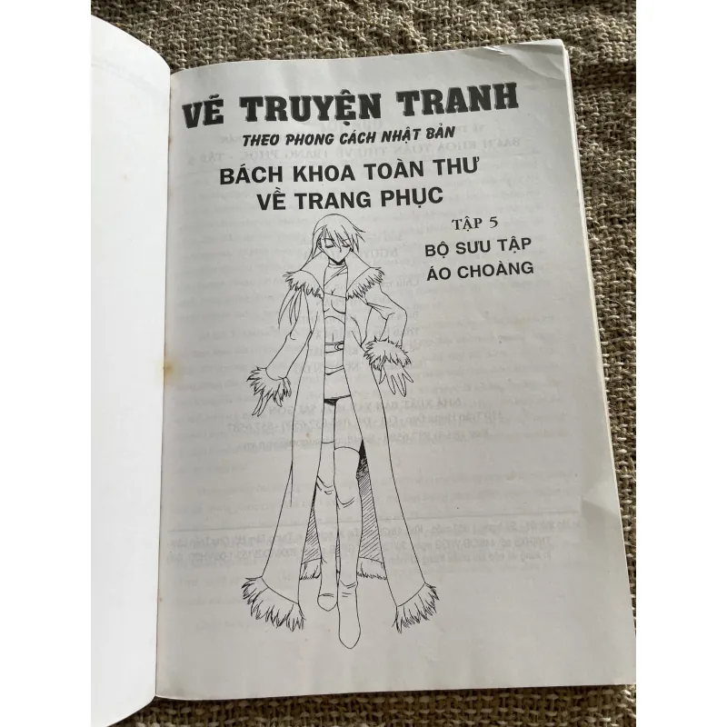 vẽ truyện tranh theo phong cách Nhật Bản- áo choàng  1005262