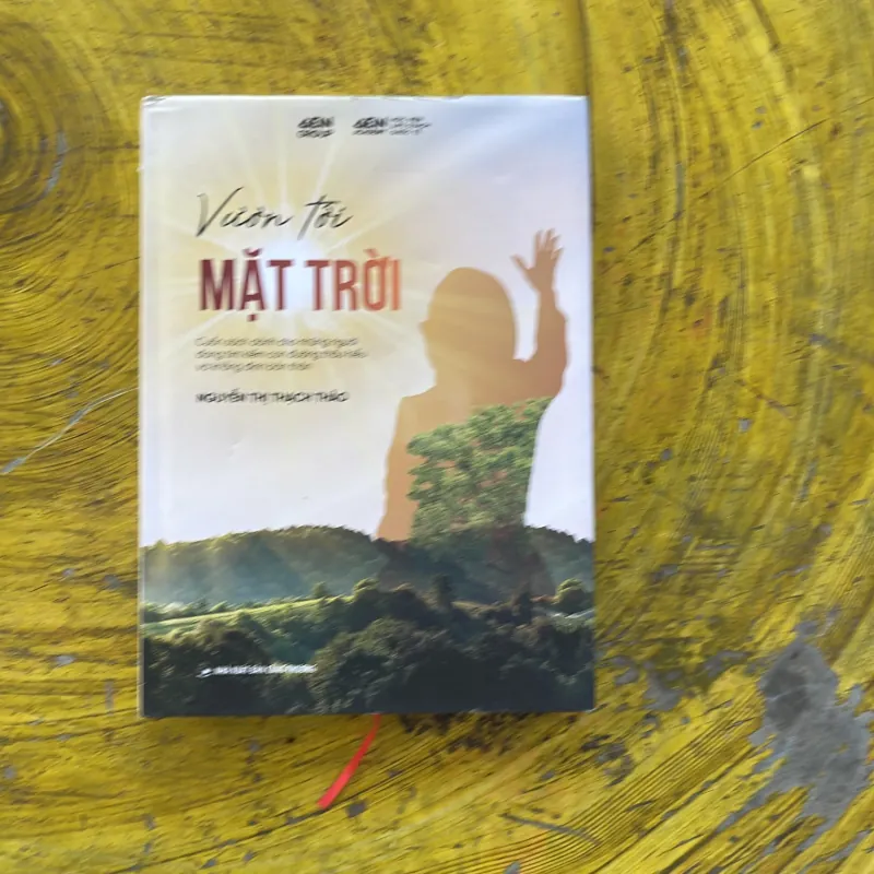 VƯƠN TỚI MẶT TRỜI - nguyễn thị thạch thảo 1002473
