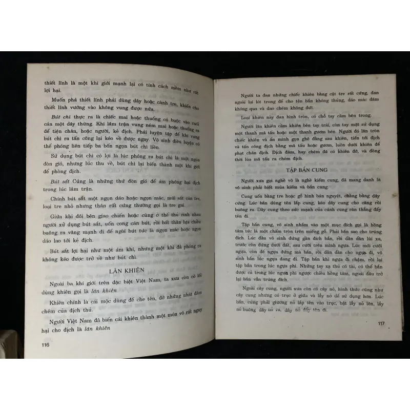 Nêp cũ con người Việt Nam- Toan Ánh- chữ ký 1024439