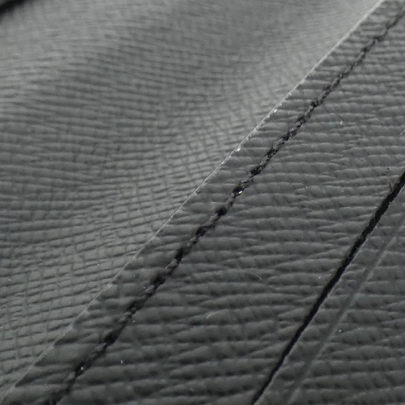 Ví danh thiếp Louis Vuitton Taiga Envelope Card Case M64595 623639