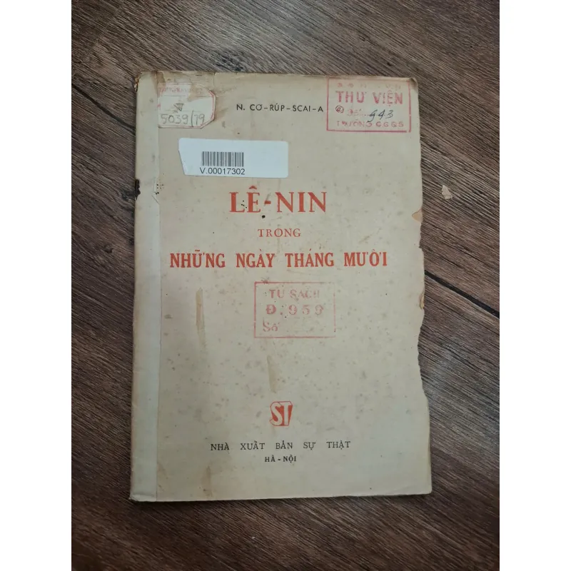 Lê-nin trong những ngày tháng Mười - N. Cơ-rúp-scai-a 714977