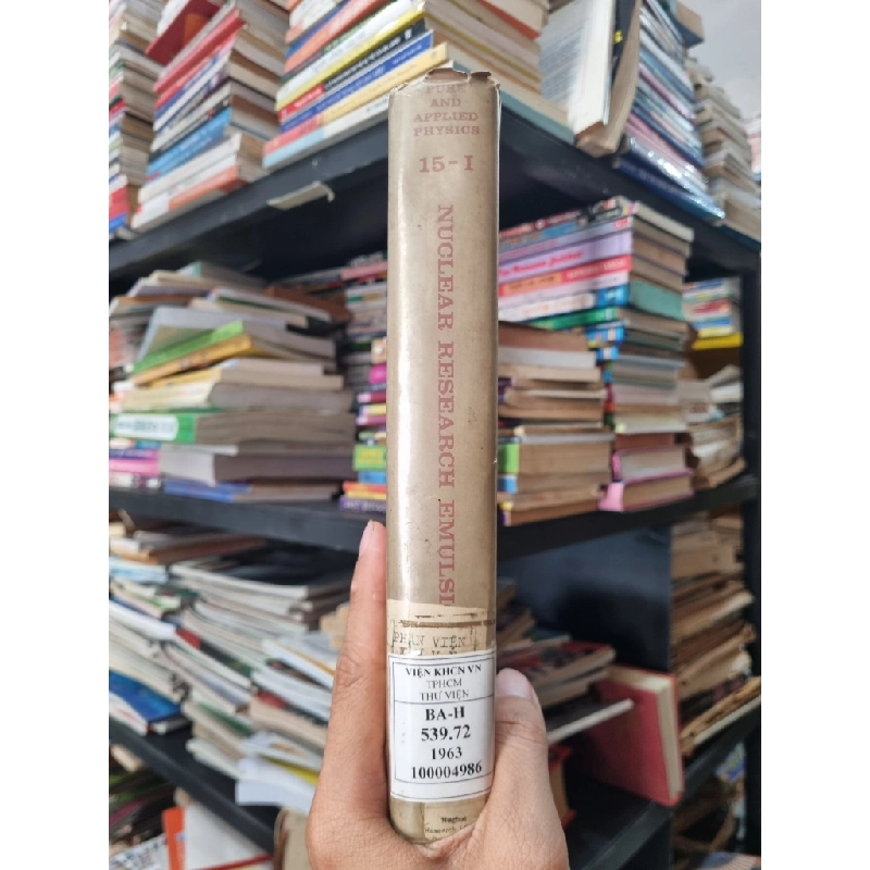 Nuclear Research Emulsion : Volume 1 Techniques and Theory - Walter H. Barkas 448787
