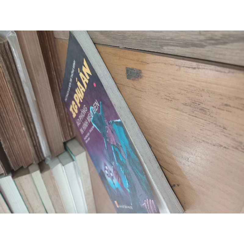 IQ phá án: Áo phông in hình mèo đen - Phượng Nga, Tân Quỳnh biên soạn 994473