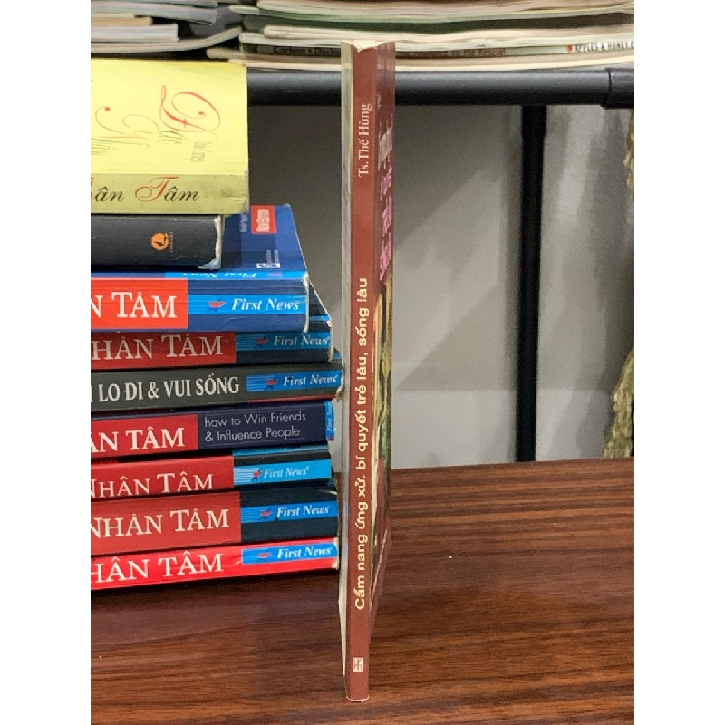 Cẩm nang ứng xử, bí quyết trẻ lâu, sống lâu- Ts. Thế Hùng 762136