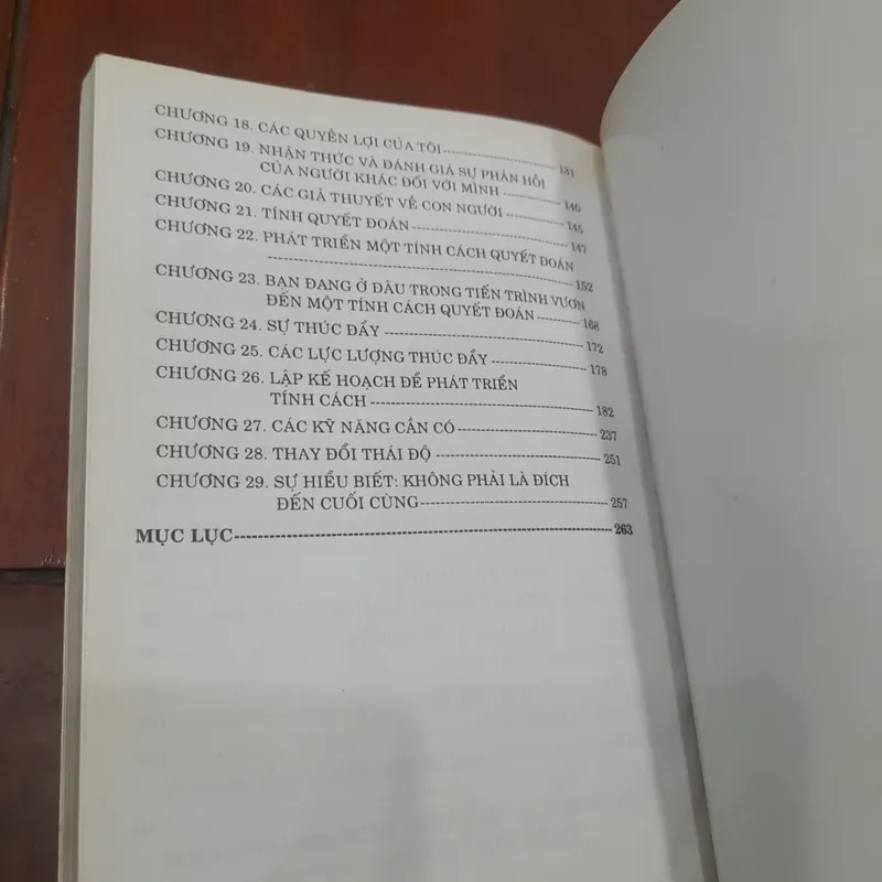 VENKATA LYER - Làm thế nào để PHÁT TRIỂN TÍNH CÁCH MẠNH MẼ & TÍCH CỰC 736513