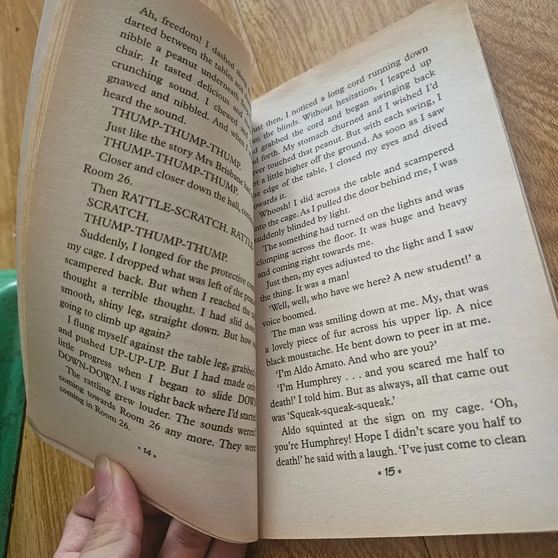 The World According to Humphrey
20k 673817