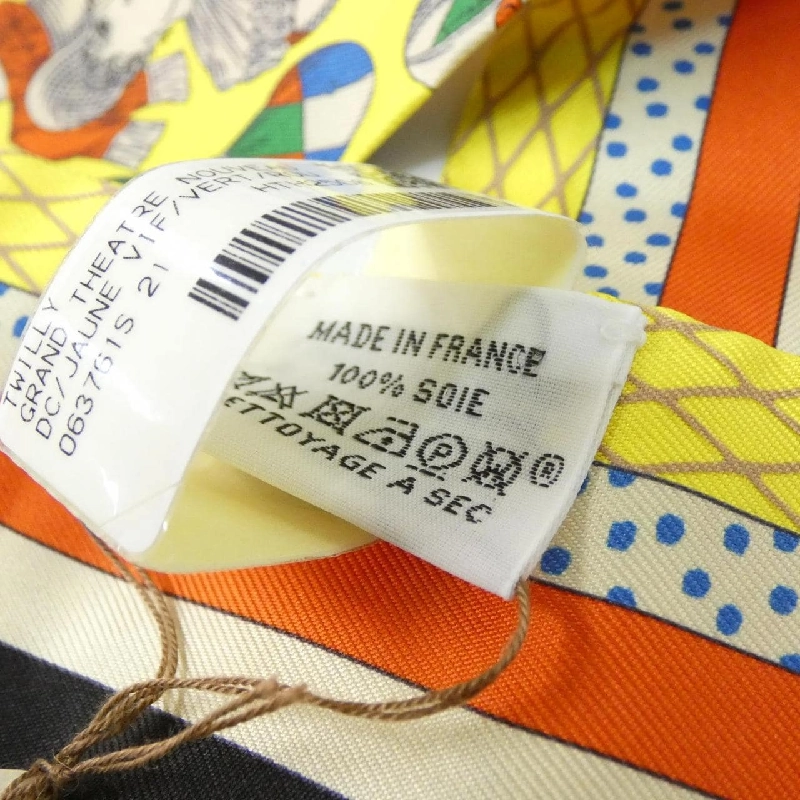 【Sản phẩm chưa sử dụng】Khăn quàng cổ Hermès GRAND THEATRE NOUVEAU 063761S 624812