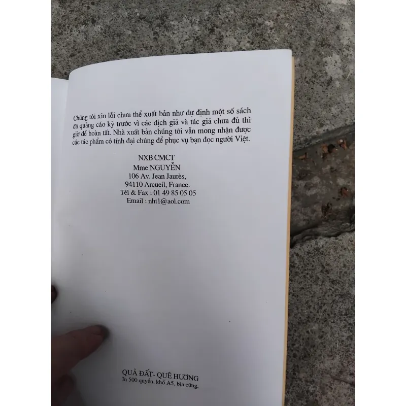 Quả đất quê hương của Edgar Morin và Anne Brigitte Kem  1026214