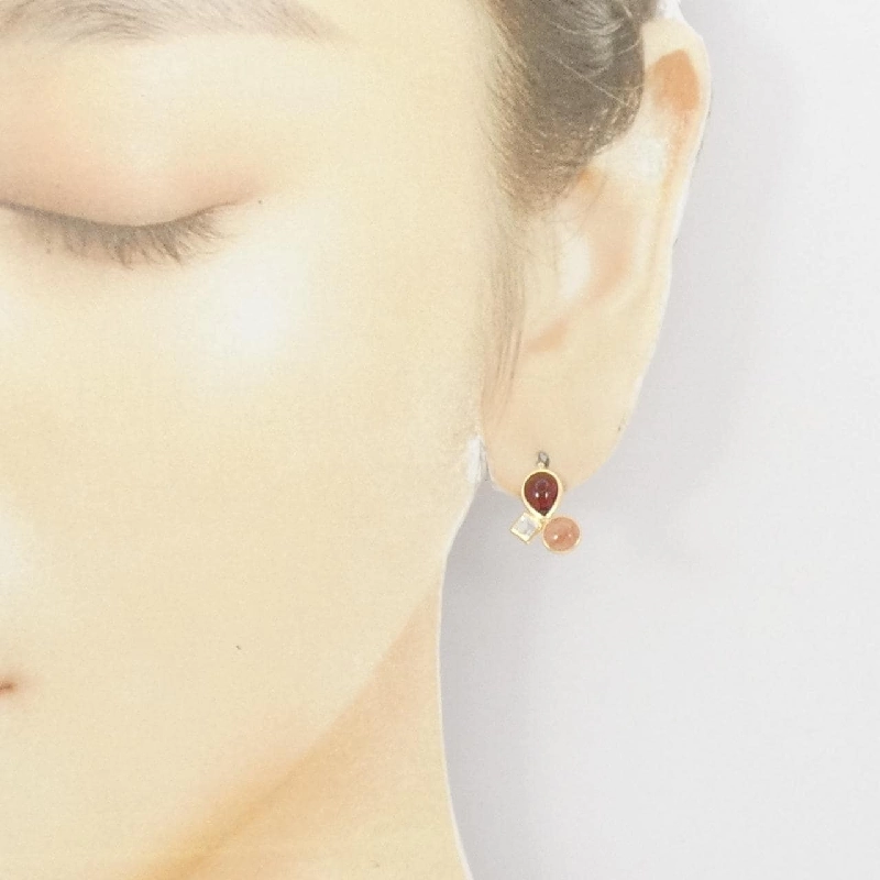 K18YG Đá màu Bông tai - Hàng hiệu Chính hãng 871071