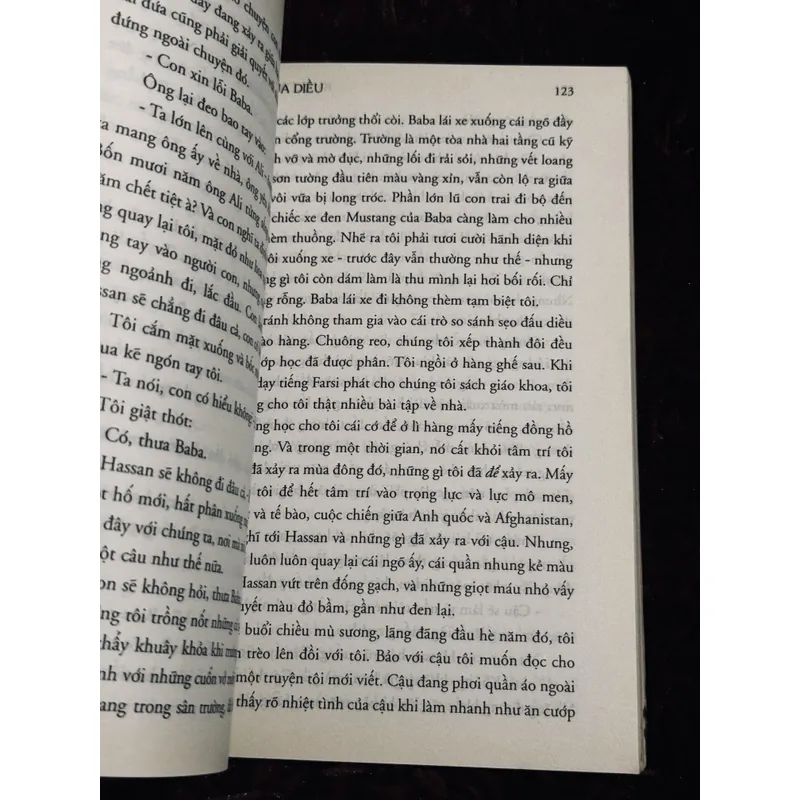 Người đua diều (bản in đầu) 714607