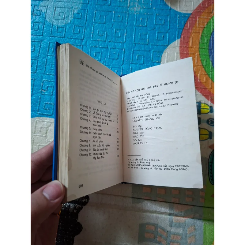 Bốn cô con gái nhà bác sĩ March tập 1 975381