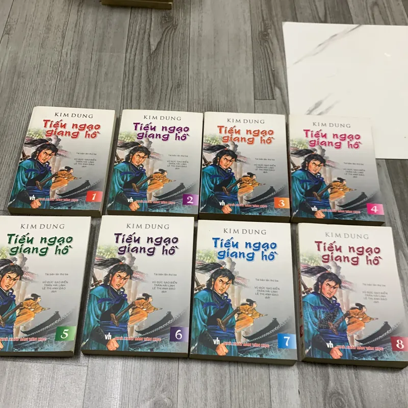 Tiếu ngạo giang hồ - kim dung. Bộ 8 tập. 4b3 733408