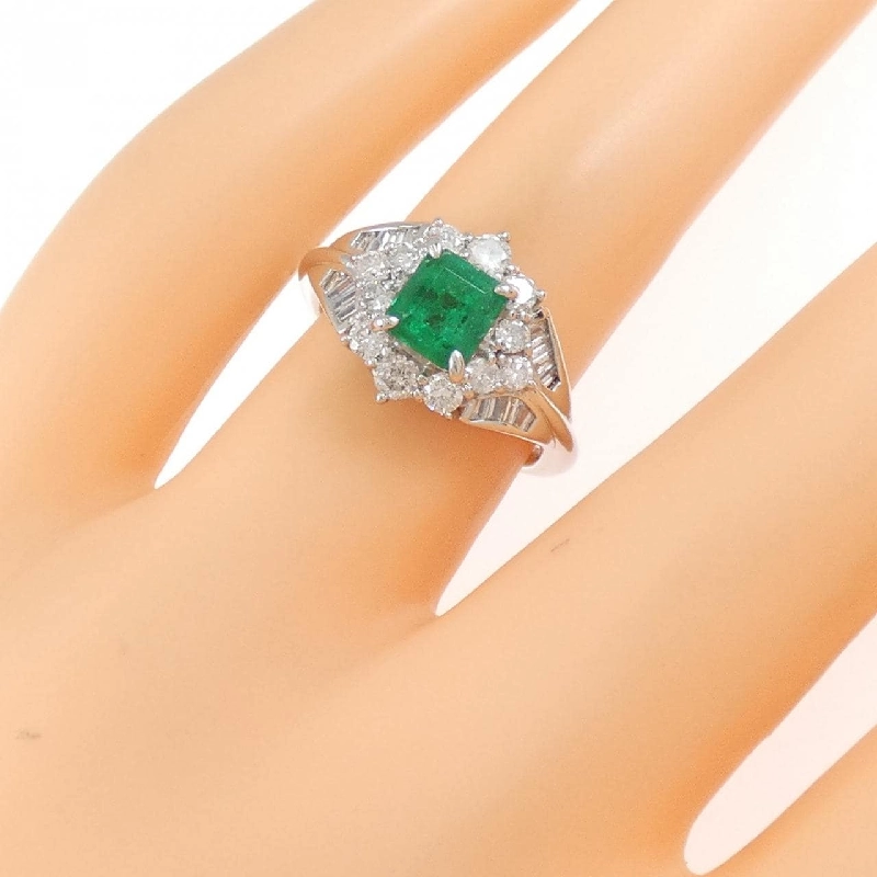 Nhẫn Emerald PT900 0.92CT 668065