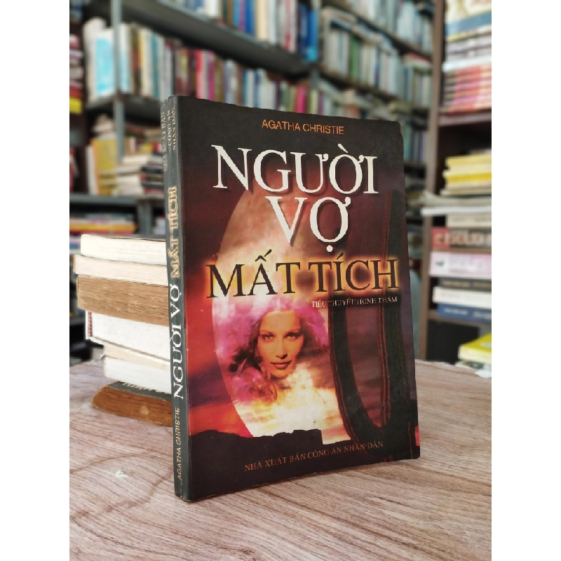 Người Vợ Mất Tích - Agatha Christine 466722