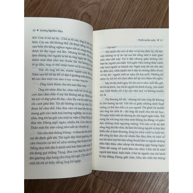 Tuổi Nước Độc - Dương Nghiễm Mậu 788610