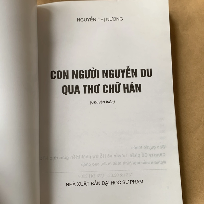 Con người Nguyễn Du qua thơ chữ Hán 386027