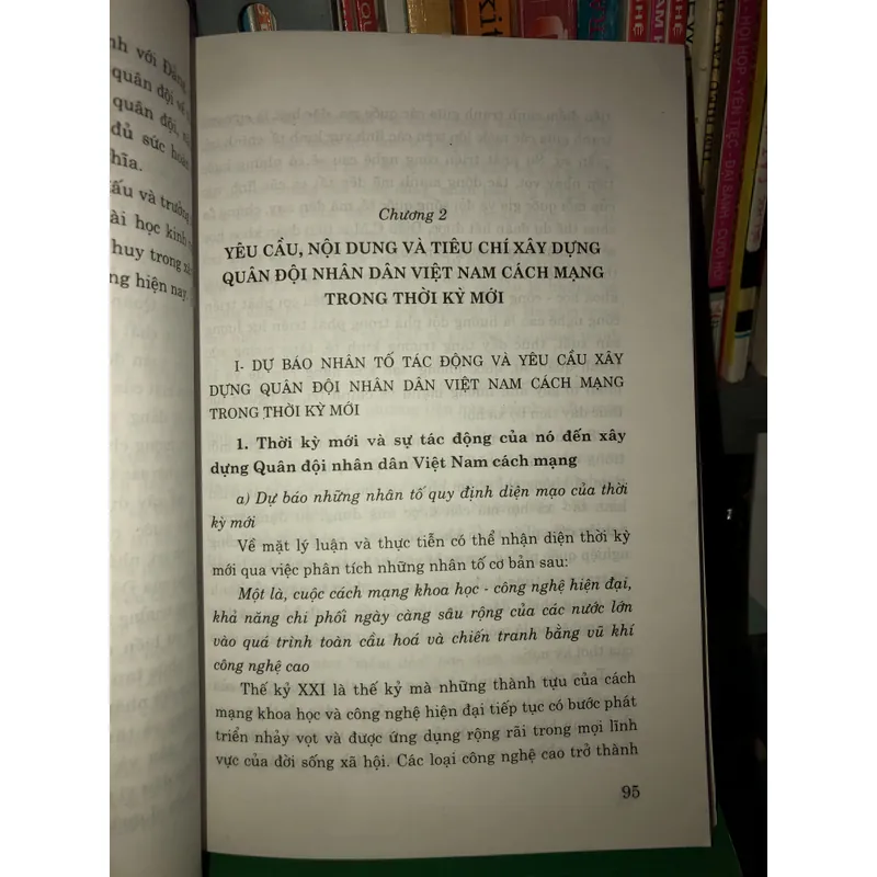 Xây dựng quân đội nhân dân Việt Nam cách mạng trong thời kỳ mới  595901