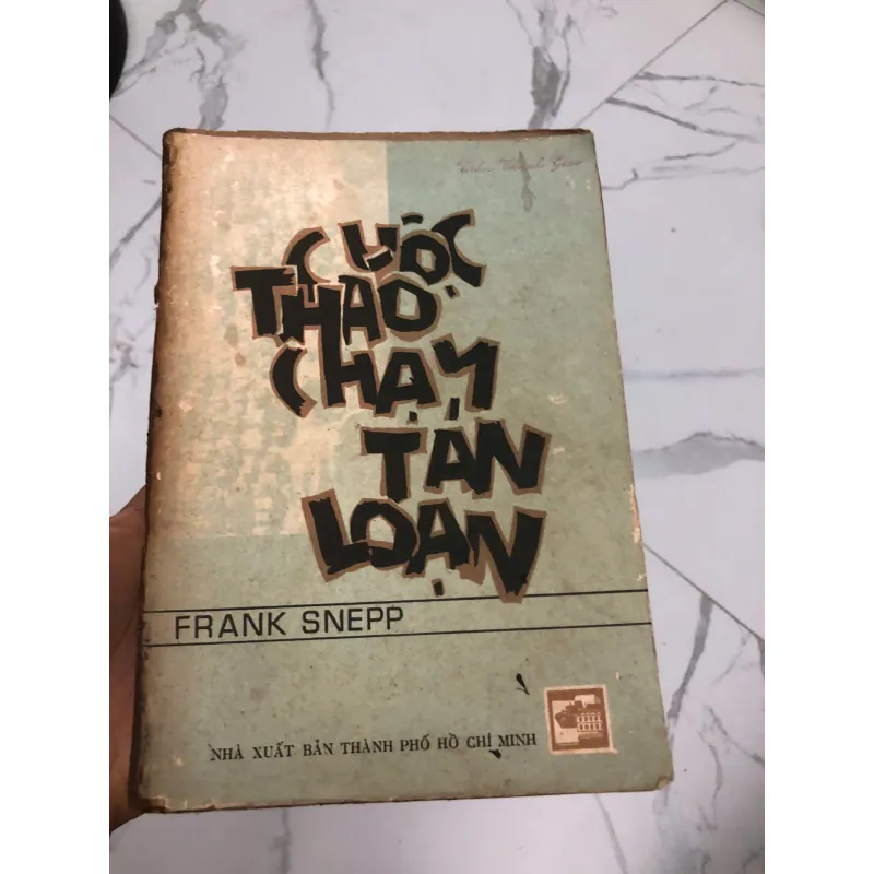 Cuộc Tháo Chạy Tan Loạn (Decent Interval) – Tác giả: Frank Snepp 600342