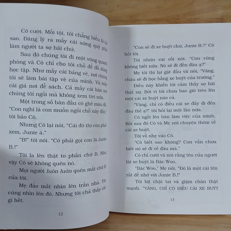 Junie B.Jones Và Chiếc Xe Buýt Bốc Mùi Ngớ Ngẩn - Barbara Park 475566