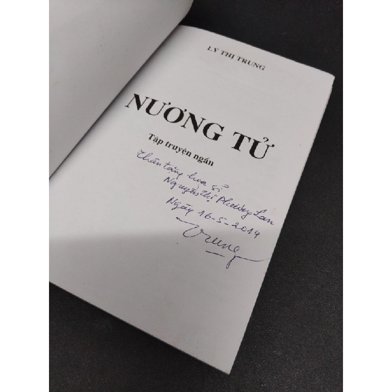 Nương tử Lý Thị Trung mới 90% có chữ ký tác giả, bẩn bìa, ố nhẹ, tróc gáy nhẹ 2013 HCM.ASB3010 542730