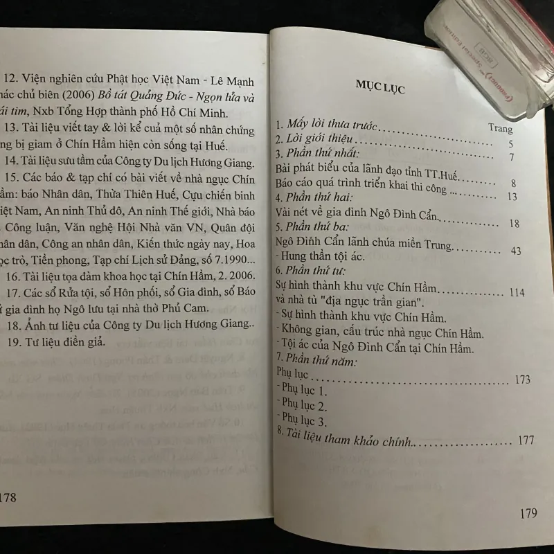 Tử ngục Chín Hầm & Những điều ít biết về Ngô Đình Cẩn tác giả Dương Phước Thu, 1032061