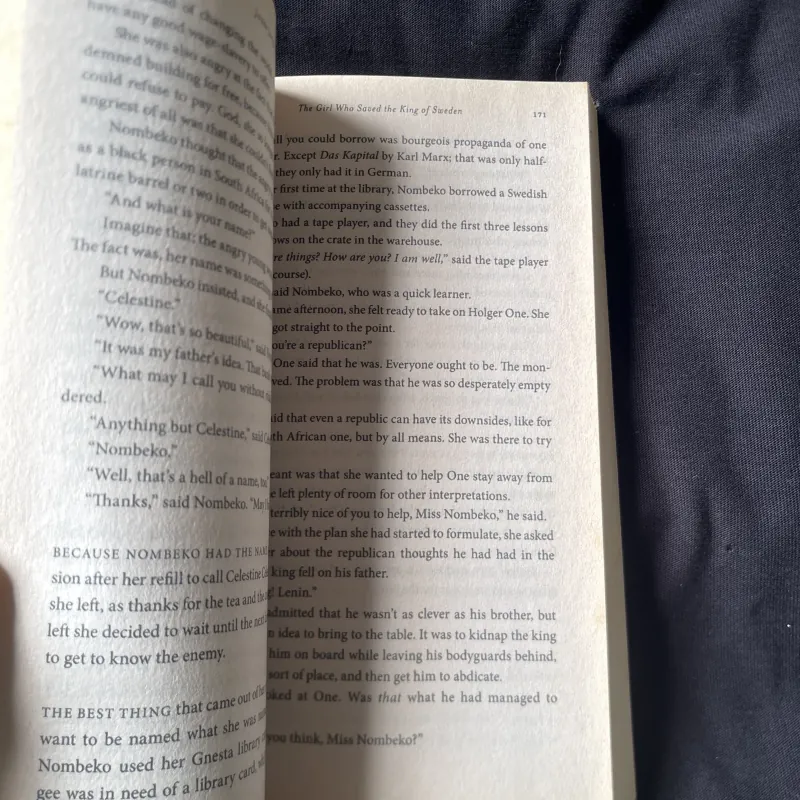 THE GIRL WHO SAVED THE KING OF SWEDEN-JONAS JONASSON 1025981