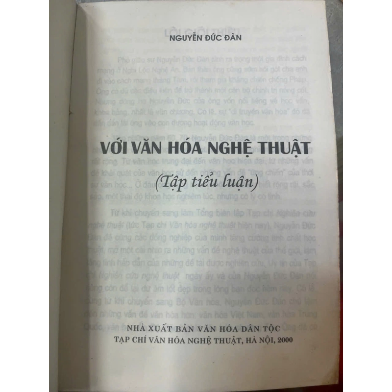 VỚI VĂN HÓA NGHỆ THUẬT- NGUYỄN ĐỨC ĐÀN 546873